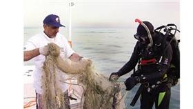 رفع شباك الصيد