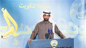 د. عبيد الوسمي يتحدث على المنصة