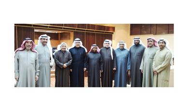 أعضاء نقابتا الجامعة والتطبيقي