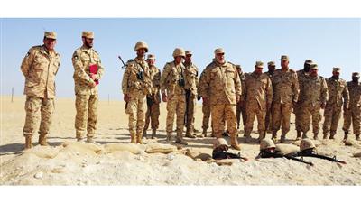 رئيس الأركان يتابع التمرين النهائي لدفعة الطلبة الجامعيين
