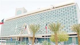 «المعوشرجي» يطالب بمواقف اتوماتيكية لـ «البلدية»