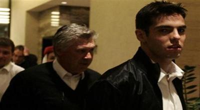 كاكا يحذو خطى باتو ويرفض الإنتقال لسان جيرمان رغم اتفاق الناديين