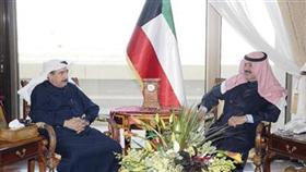 وكيل الخارجية أثناء استقباله د. عبدالعزيز حمزة