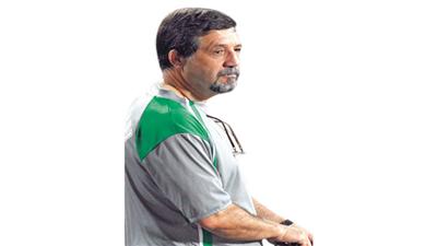 روماو «قلق» من تأخر العربي وابتعاده عن المنافسة