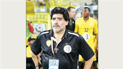 الوصل الإماراتي ينفي تولي مارادونا تدريبه