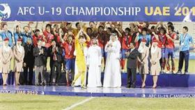 كوريا الجنوبية بطل آسيا للشباب