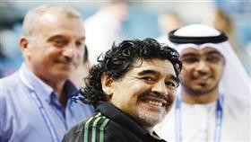 مارادونا يتوج الفائزين ببطولة آسيا للسباحة