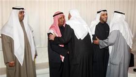 الدلال مع المهنئين