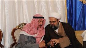 المطوع مع رجل دين