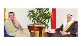 نائب رئيس وزراء مملكة البحرين مستقبلاً الشيخ عزام الصباح