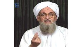 أيمن الظواهري زعيم تنظيم القاعدة في أحدث ظهور مسجل له أمس (ا ب)
