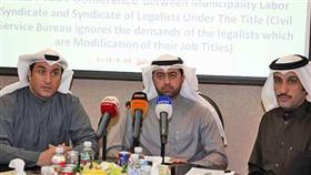 نقابتا «البلدية» و«القانونيين»: الإضراب الخطوة الأولى على طريق التصعيد