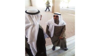 الوزير الحجرف في جولته التفقدية