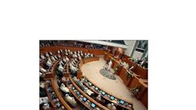 عمال النظافة في مجلس الأمة يعلنون إضراباً