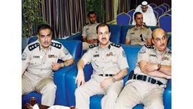 عدد من الضباط