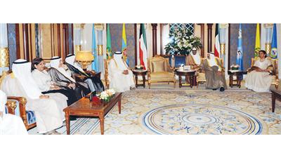 سموه مستقبلاً أعضاء مجلس أمناء رحلة الأمل