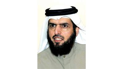 عادل الدمخي