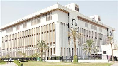 الجنايات تخلي سبيل سفير متهم بقضية اختلاسات مالية