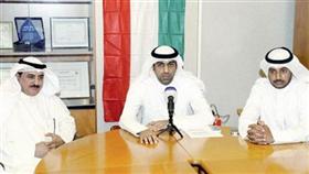 أنور العازمي وبدر الغريب اثناء المؤتمر الصحافي