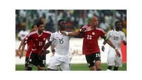 شاب مصري دعاه والده لصلاة العشاء أثناء مباراة المنتخب.. فأرداه قتيلاً !