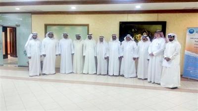 صورة جماعية بعد اجتماع مجلسي ادارتي الجمعيتين