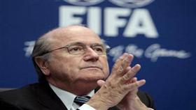 بلاتر يلتقي أمير قطر الشهر المقبل