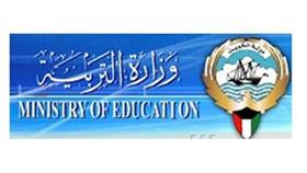 بعد العلكة.. ولية أمر طالبة تسحب معلمة من شعرها