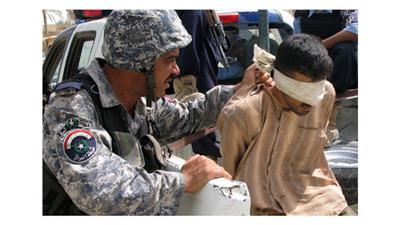الشرطة العراقية تعتقل 34 عنصراً من القاعدة في الفلوجة