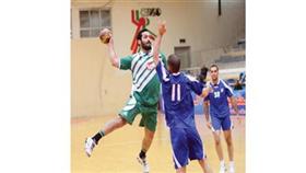 النصر يهزم الصليبيخات.. وكاظمة والشباب حبايب