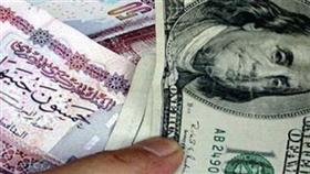 انخفاض قيمة صرف الجنيه المصري أمام الدولار لأعلى مستوى فى 10 سنوات