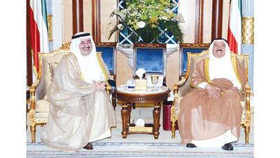 سمو الأمير مستقبلا الشيخ أحمد الحمود