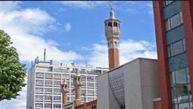 بريطانيا تحتفي برمضان ببث آذان الفجر تلفزيونياً وتوزيع وجبات افطار