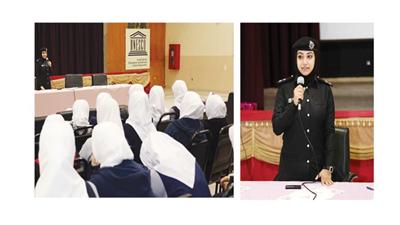 الملازم أول سارة يوسف مصطفى محاضرة - جانب من الحضور