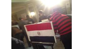 المصريون بالكويت يواصلون التصويت على الدستور بإقبال شديد