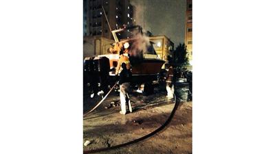 إخماد نيران اليخت