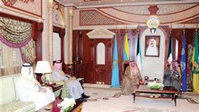 سموه يستقبل الشيوخ خالد الجراح وسلمان الحمود ومحمد العبدالله