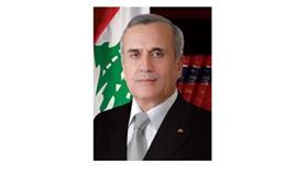 الرئيس اللبناني يؤكد التزام بلاده بقرارات الشرعية الدولية