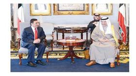 سمو رئيس الوزراء مستقبلا رئيس مجلس النواب الأردني