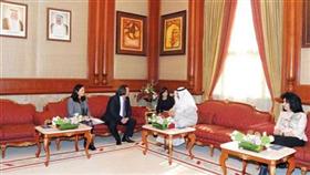 سمو رئيس الوزراء مستقبلا سفير منغوليا
