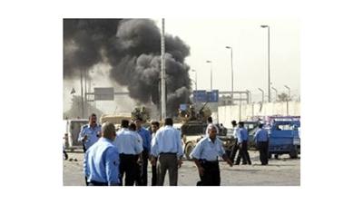 مقتل 13 جندياً في تفجيرين قرب مطار بنغازي