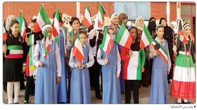 حولي المتوسطة بنات احتفلت بقائد الإنسانية