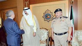 ويستقبل احد السفراء