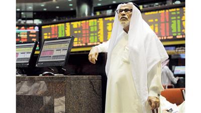السوق يترقب قرارات ايجابية من «أسواق المال»