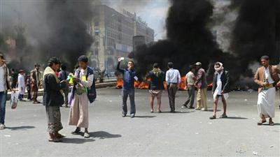 قتلى وجرحى في اشتباكات بين الحوثيين ومعارضيهم جنوب العاصمة اليمنية