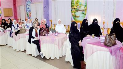 ورشة تدريب وتحكيم الجمباز في «زينب بنت أبي سلمة»