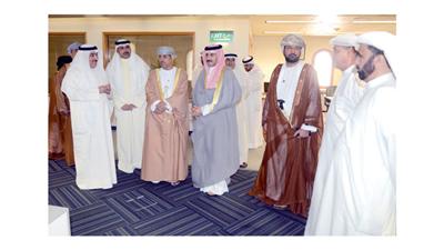 وزير الإعلام العماني خلال زيارته «كونا»