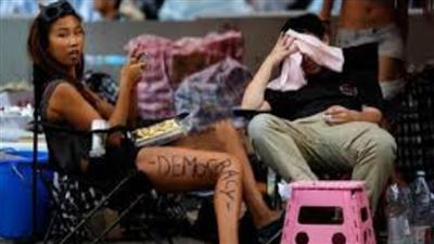 هونغ كونغ: الحكومة توافق على إجراء محادثات مع المحتجين
