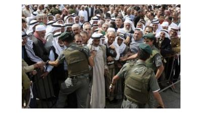 الاحتلال الإسرائيلي يمنع من هم دون الـ40 عاماً من الصلاة في «الأقصى» غداً