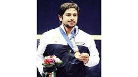 عبدالله المزين على منصة التتويج