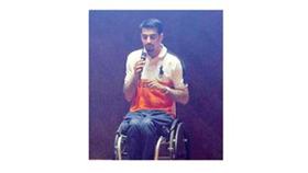 الموسوي محاضراً